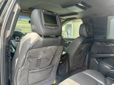 2016 Cadillac ESCALADE — миниатюра 35