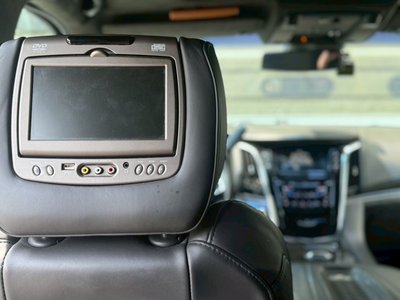 2016 Cadillac ESCALADE — миниатюра 37