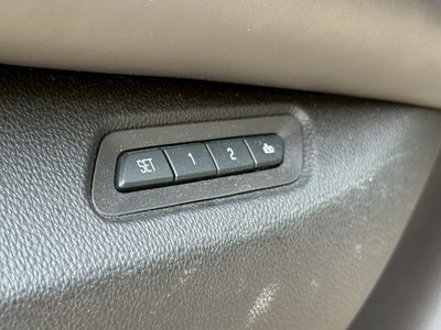 2016 Cadillac ESCALADE — миниатюра 42