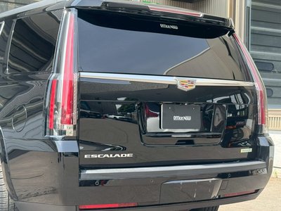 2016 Cadillac ESCALADE — миниатюра 34