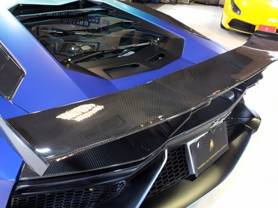 2012 Lamborghini AVENTADOR photo 9