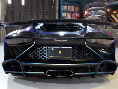 2012 Lamborghini AVENTADOR photo 6