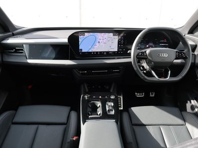 صورة 19 لـ 2025 AUDI Q6 E-TRON