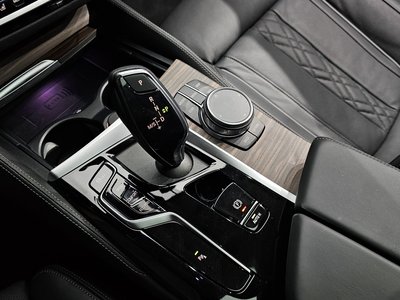 2022 BMW 5 SERIES 照片 9