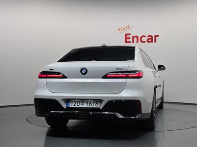 2025 BMW 7 SERIES 照片 3
