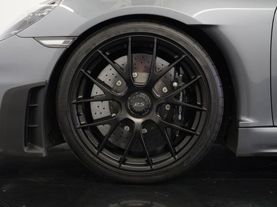 PORSCHE 718 SPYDER - 2