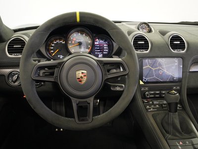 PORSCHE 718 SPYDER - 6