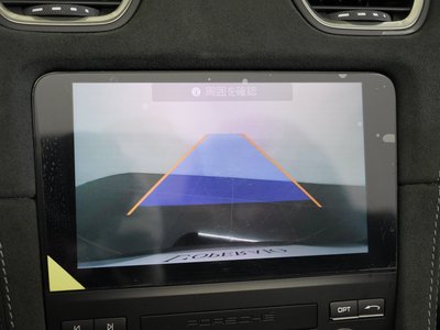 PORSCHE 718 SPYDER - 9