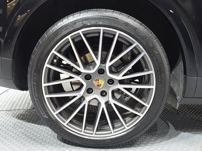 PORSCHE CAYENNE - 6