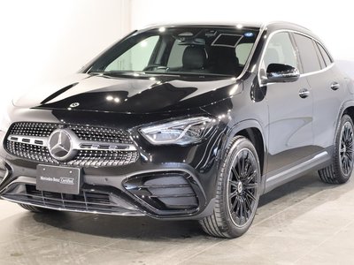 MERCEDES-BENZ GLA - 4