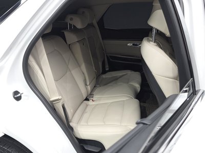 صورة مصغرة 11 لـ 2022 Genesis GV70