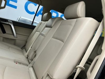 TOYOTA LAND CRUISER PRADO - 8