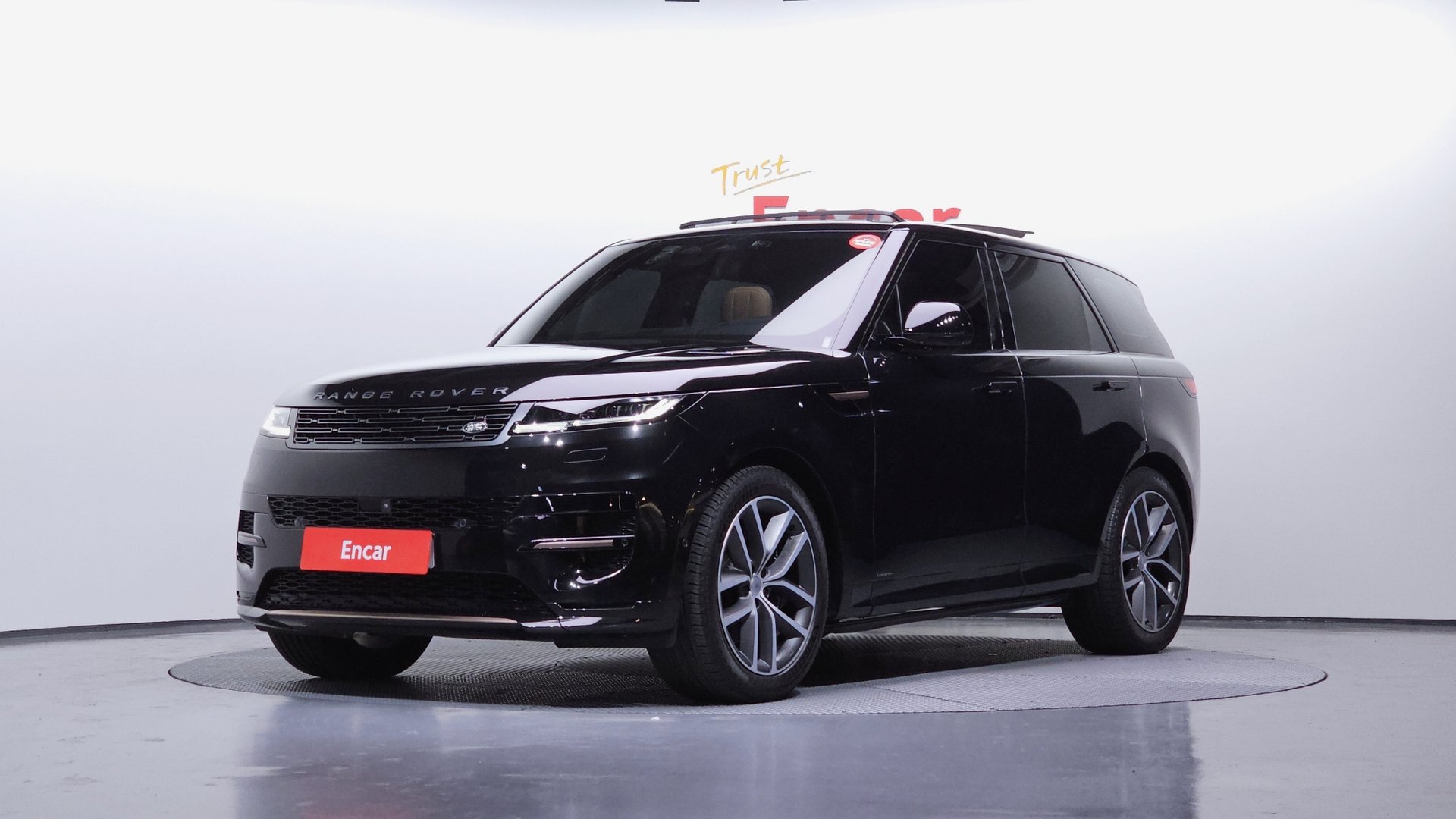 LAND ROVER RANGE ROVER SPORT - View 1