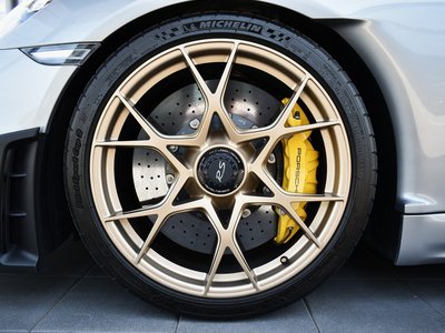2025 Porsche 718 SPYDER — миниатюра 13