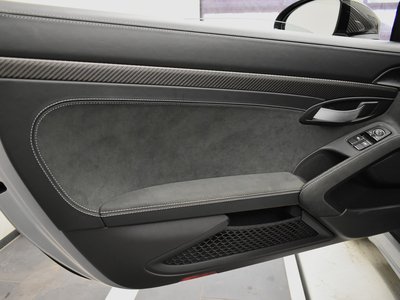 2025 Porsche 718 SPYDER — миниатюра 33
