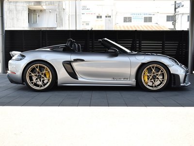 2025 Porsche 718 SPYDER — миниатюра 12