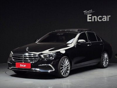 MERCEDES-BENZ E-CLASS - 1