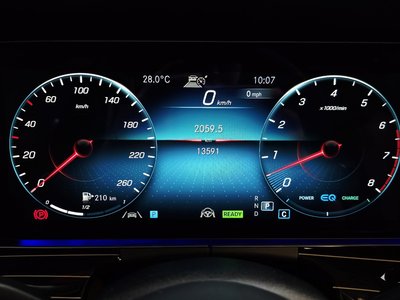 MERCEDES-BENZ E-CLASS - 8