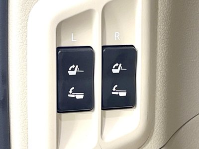 2023 Toyota LAND CRUISER PRADO 缩略图 37