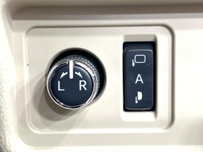 2023 Toyota LAND CRUISER PRADO 缩略图 48