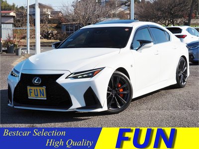 LEXUS IS