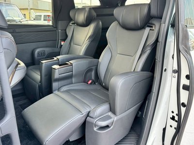 2023 Toyota ALPHARD thumbnail 25