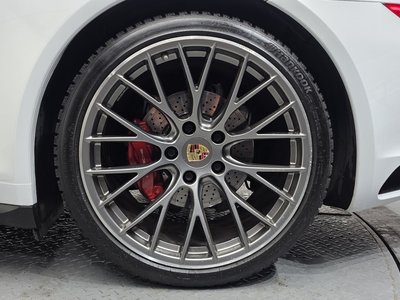 صورة 8 لـ 2017 Porsche 911