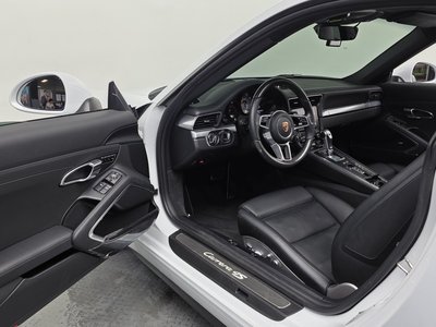 2017 Porsche 911 — миниатюра 13