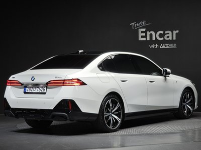 BMW 5 SERIES - 3