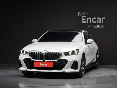 BMW 5 SERIES - 2