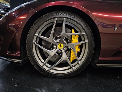 FERRARI 812 - 7