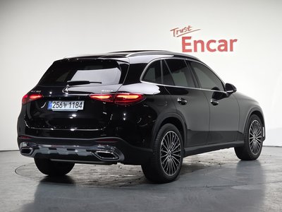 MERCEDES-BENZ GLC - 4