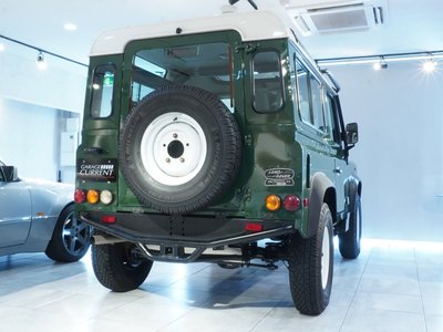 LAND ROVER DEFENDER - 5