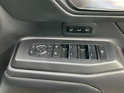 صورة مصغرة 49 لـ 2024 Toyota LAND CRUISER 250