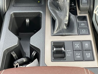 صورة مصغرة 42 لـ 2024 Toyota LAND CRUISER 250