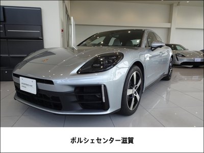 PORSCHE PANAMERA - 1