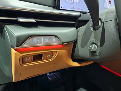 2024 Genesis GV80 — миниатюра 14