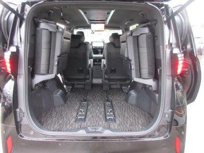 2024 Toyota ALPHARD — миниатюра 29