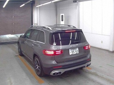 MERCEDES-BENZ GLB - 2