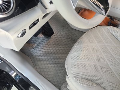 MERCEDES-BENZ EQS - 5