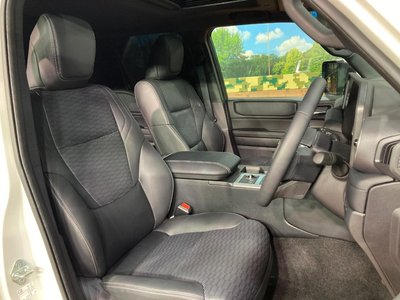 TOYOTA LAND CRUISER 250 - 8