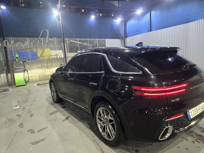صورة 7 لـ 2023 Genesis GV70
