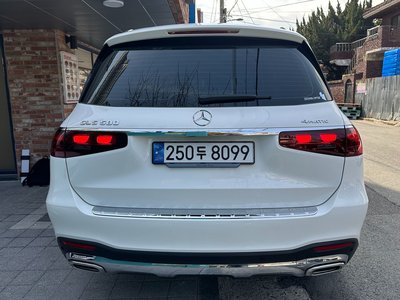 MERCEDES-BENZ GLS - 2