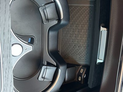 MERCEDES-BENZ GLS - 10