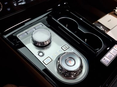 GENESIS G80 (RG3) - 9