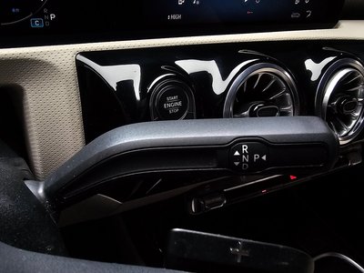 MERCEDES-BENZ A-CLASS - 9