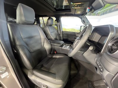 TOYOTA LAND CRUISER 250 - 8