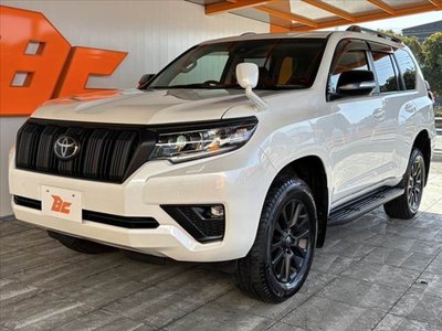 TOYOTA LAND CRUISER PRADO - 10