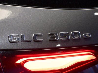 2025 Mercedes-BENZ GLC 照片 8