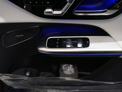 2025 Mercedes-BENZ GLC 缩略图 17